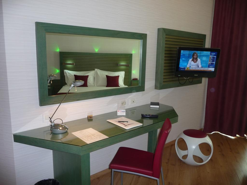 Best Western Ivrea Crystal Palace Banchette D'Ivrea エクステリア 写真