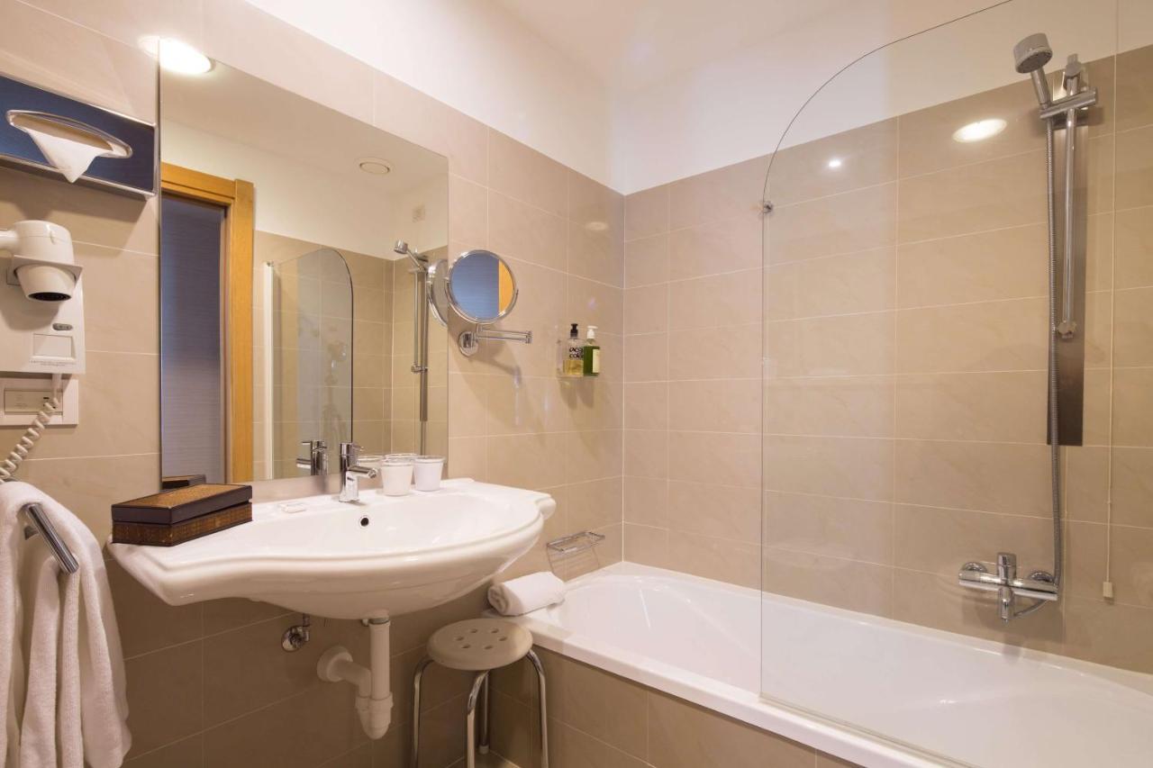 Best Western Ivrea Crystal Palace Banchette D'Ivrea エクステリア 写真