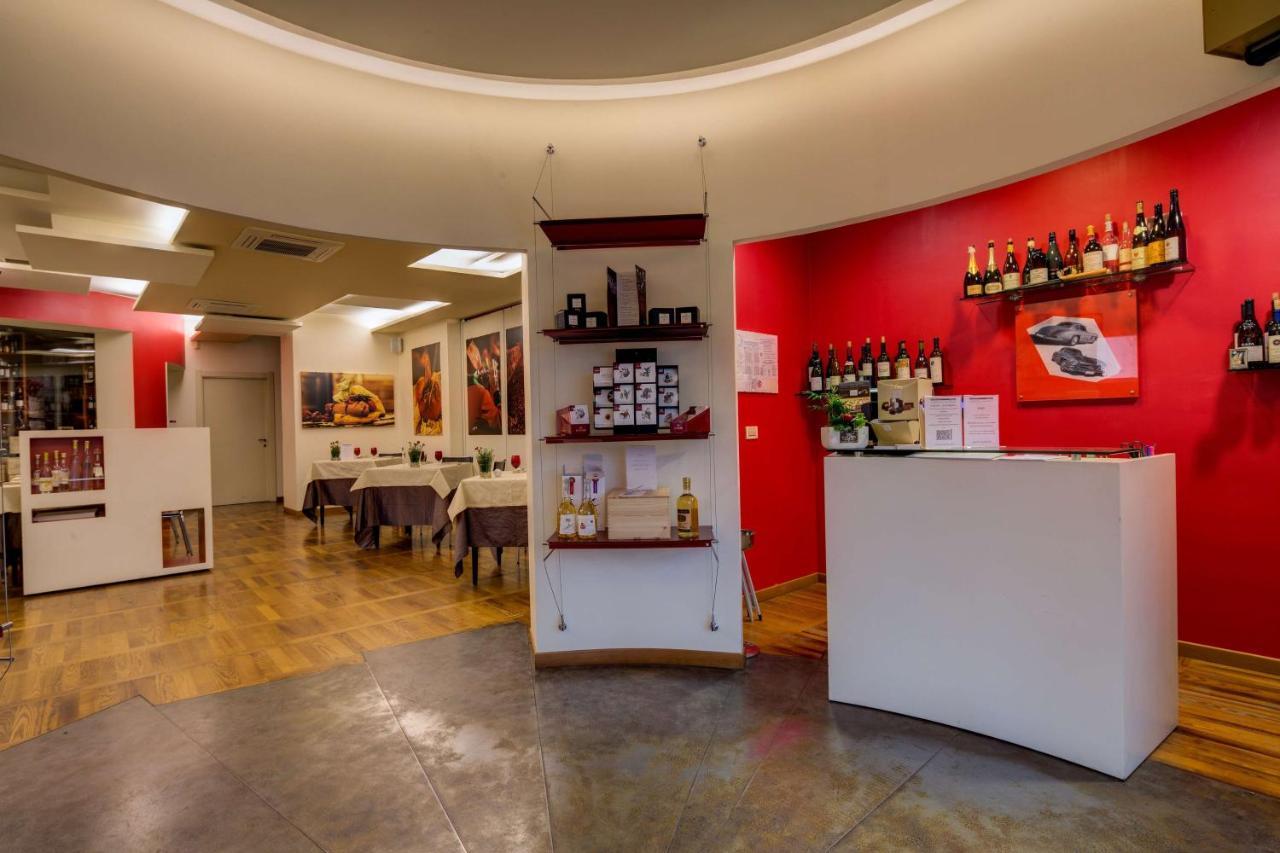 Best Western Ivrea Crystal Palace Banchette D'Ivrea エクステリア 写真