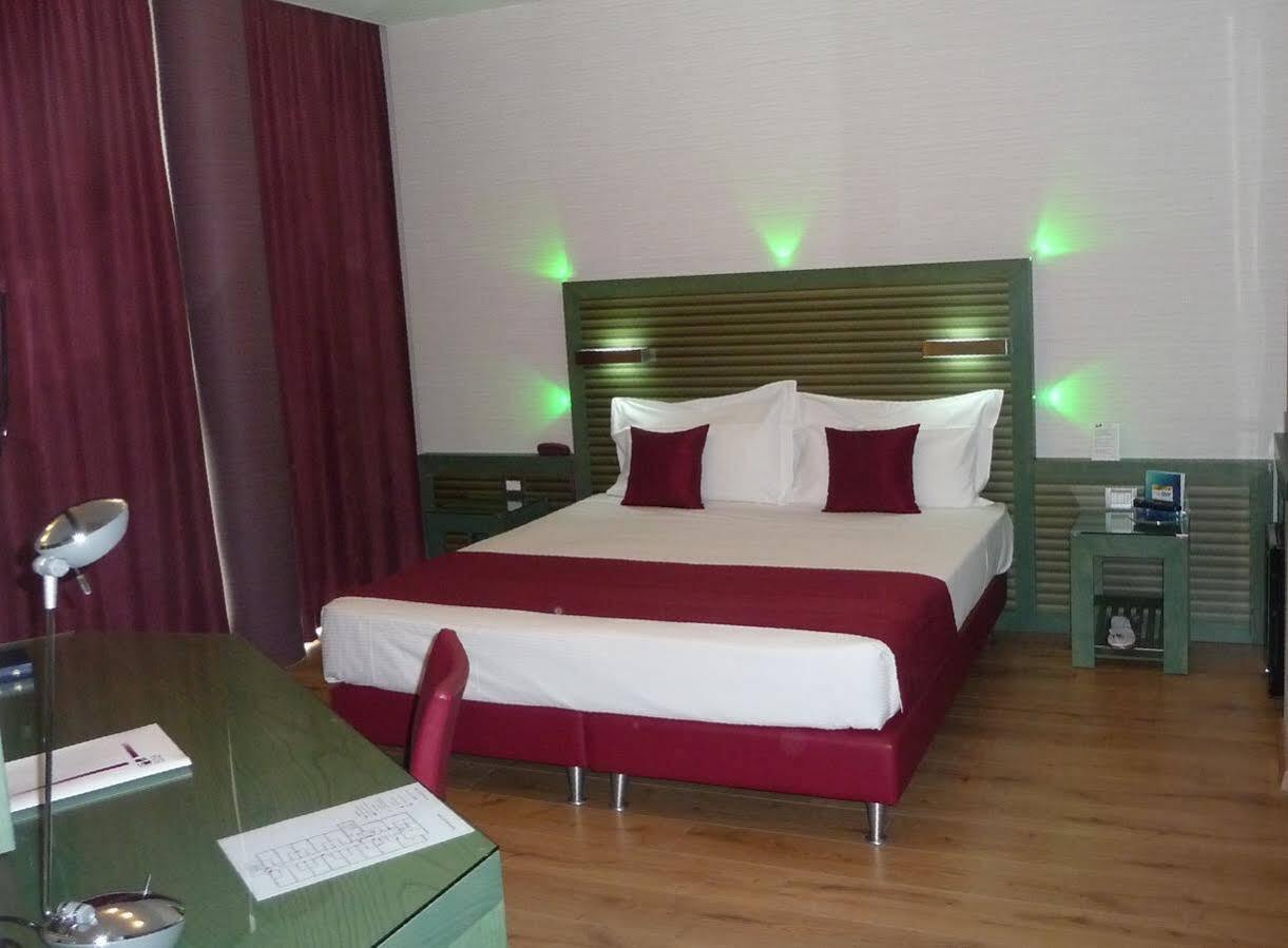 Best Western Ivrea Crystal Palace Banchette D'Ivrea エクステリア 写真