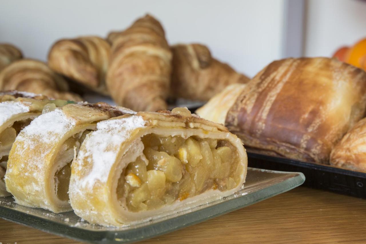 Best Western Ivrea Crystal Palace Banchette D'Ivrea エクステリア 写真